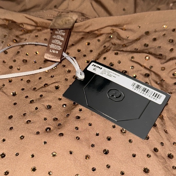 “SKIMS x Swarovski Jelly Sheer Tube Skirt Luxury Collaboration Swarovski Crystal - Picture 6 of 6